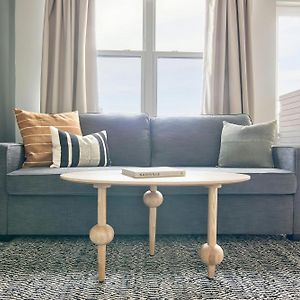 Studio Apartment Queen Sofa Bed Balcony